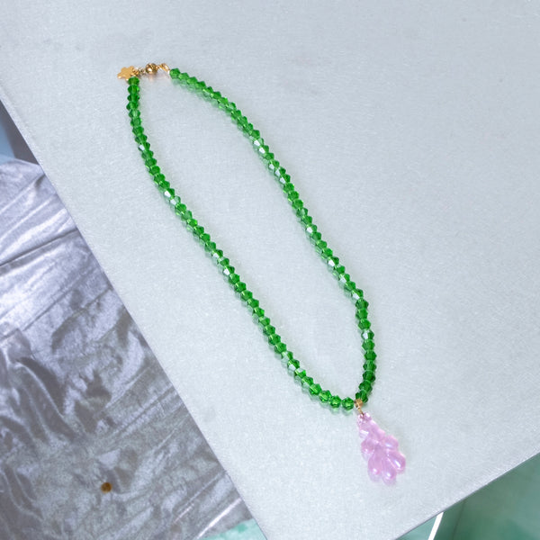 Choker (beads)
